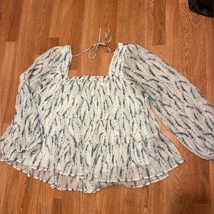 ARULA ! Long sleeve lavender design blouse 💜🩵